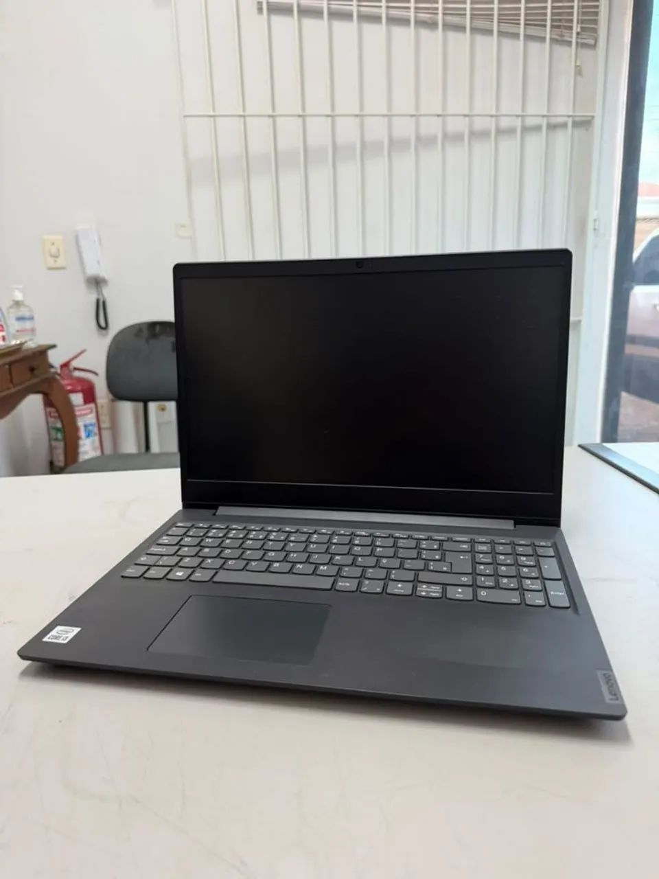 Notebook Lenovo novíssimo com nvme - Foto 2