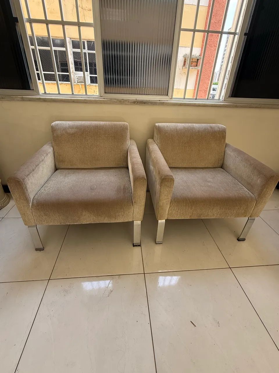 PAR DE POLTRONAS À VENDA  - Foto 2