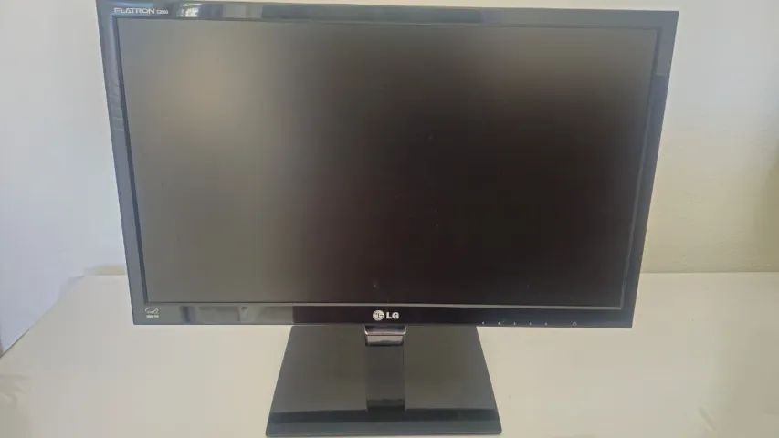 Monitor LG 20" LED