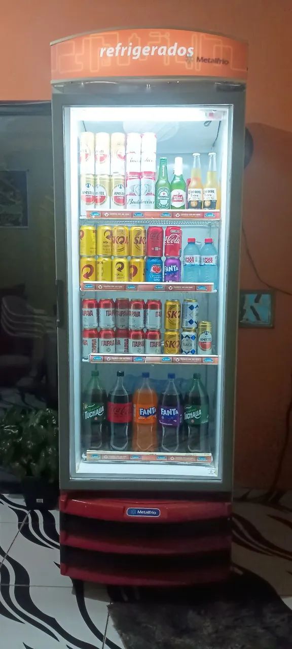 REFRIGERADOR EXPOSITOR VERTICAL - METAL
