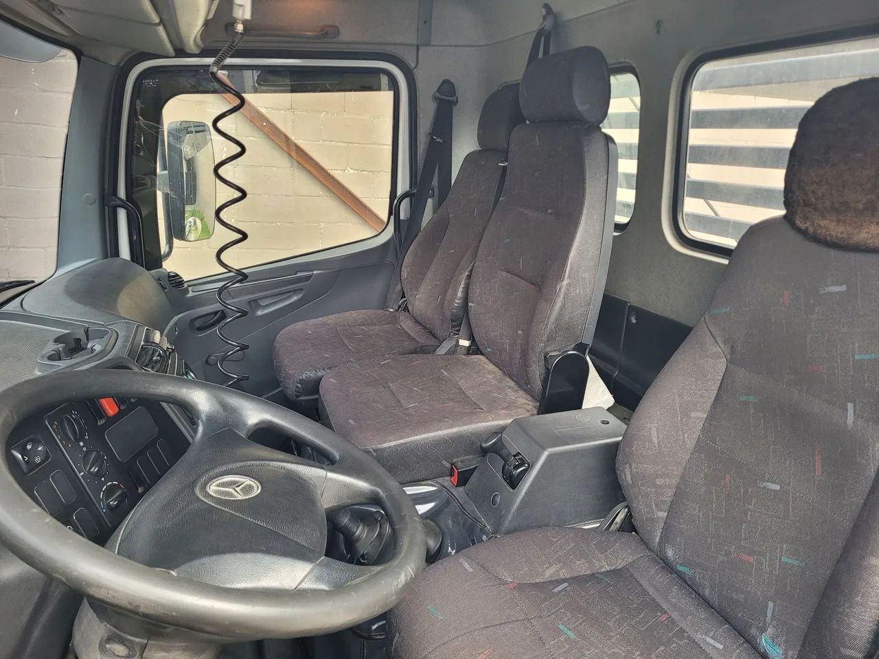 MB Atego 1418 Toco Carroceria Novo - Foto 12