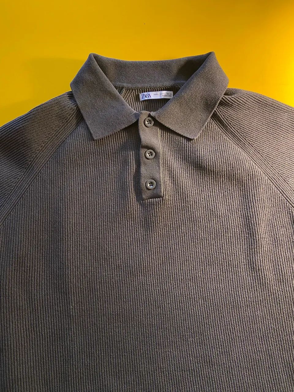 Suéter Polo Canelado Zara - Design Minimalista e Elegante
