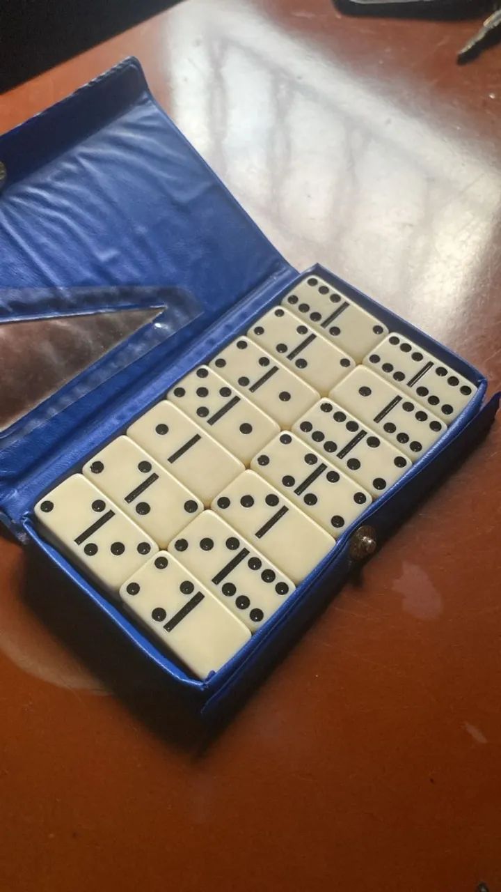 Mini jogos - Xadrez, Dominó e Baralho - Foto 3