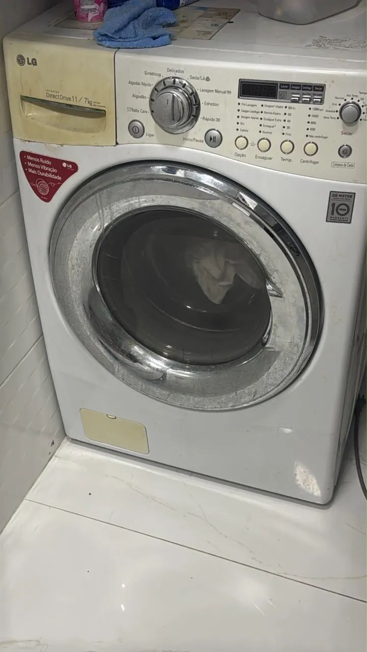 Máquina lava e seca 
