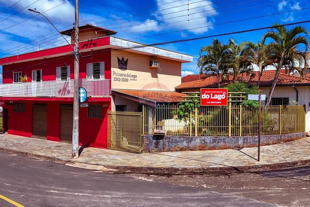 Casa com 3 dormitórios, 1 suite, área de lazer completa. Imóvel comercial completo, com sa - Foto 2