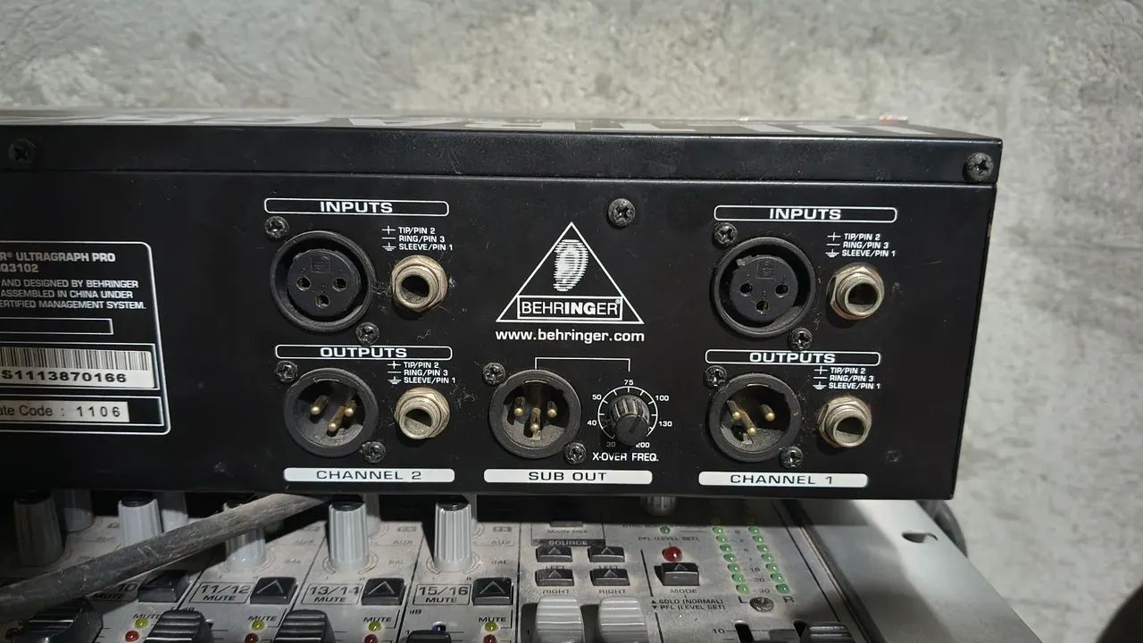 Equalizador Gráfico Behringer - Foto 4