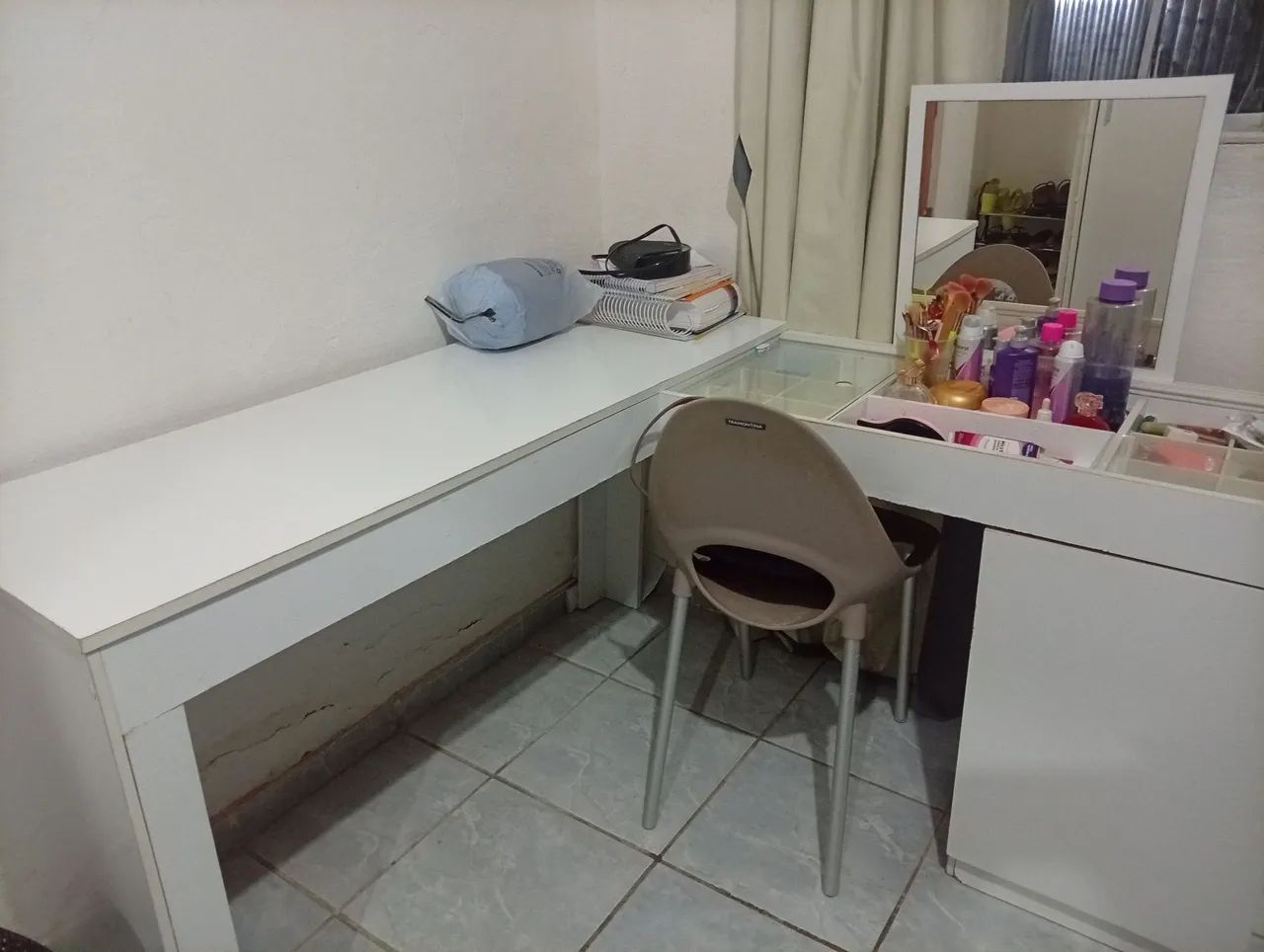 Penteadeira + Escrevaninha