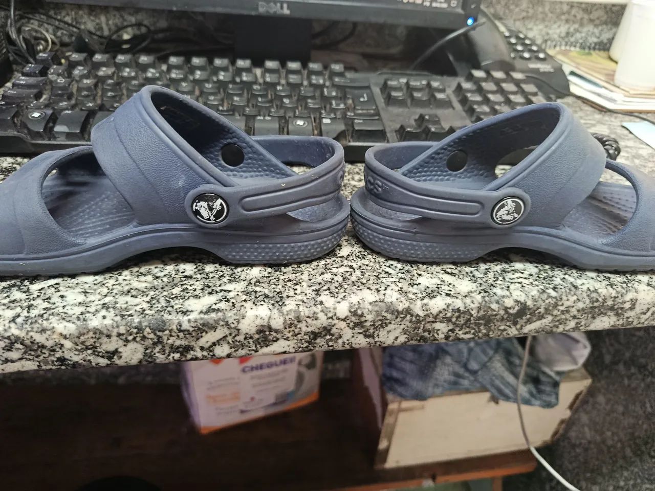 Crocs azul menino  - Foto 5
