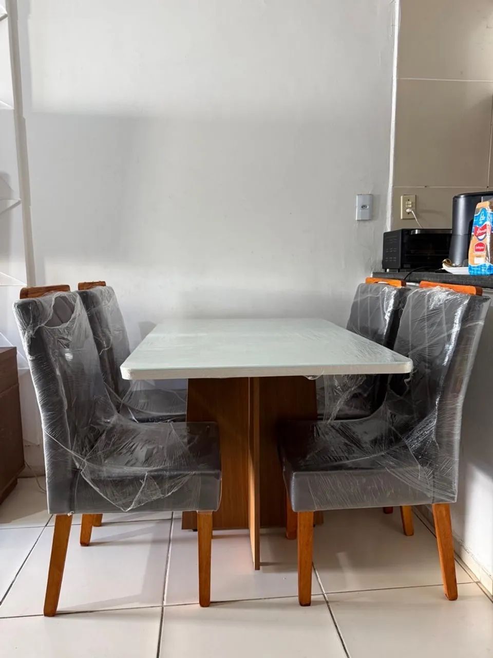 CONJUNTO DE MESA DE JANTAR ? 