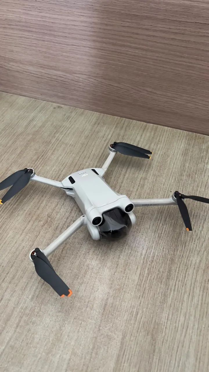 DJI Mini 3 Pro + Controle com Tela + 2 Baterias + Case - Foto 4