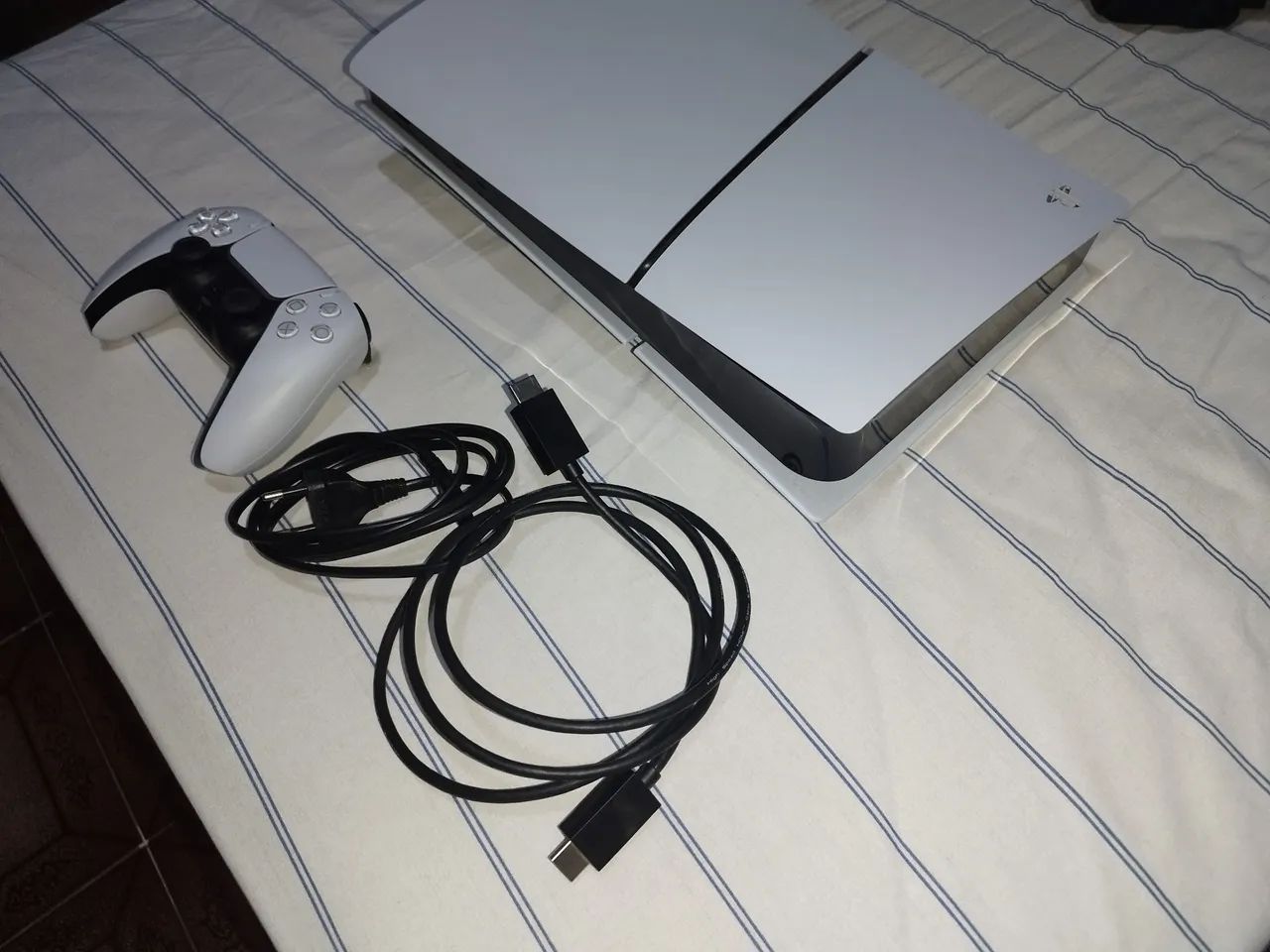 PS5 Slim com disco, 1Tb - Foto 2