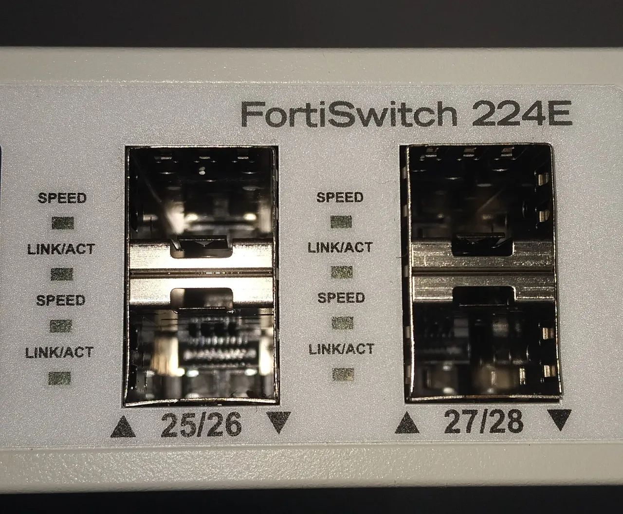 FortiNet Switch - Foto 2