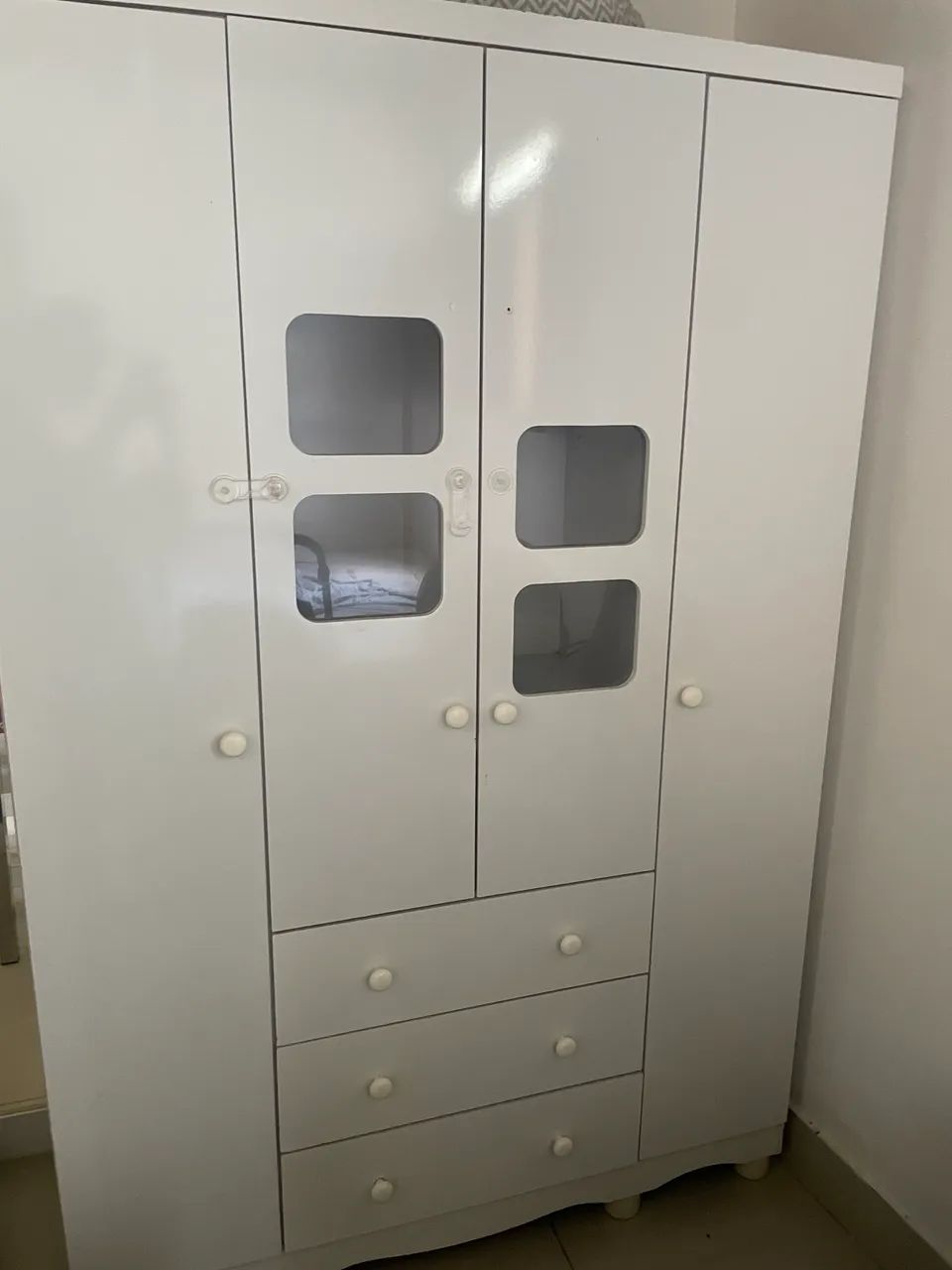 Armário de bebê 