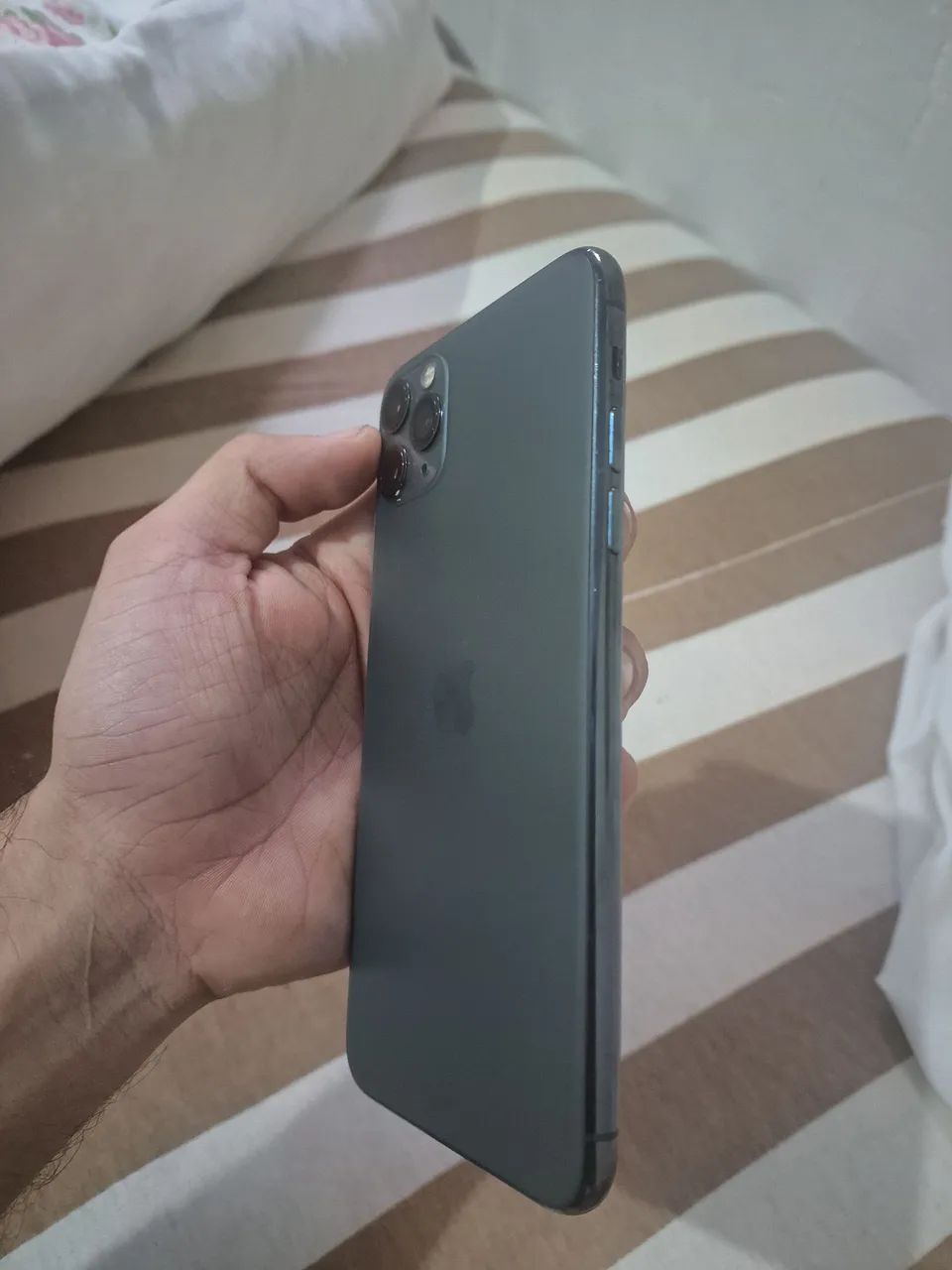 IPHONE 11 PRO MAX - Foto 3