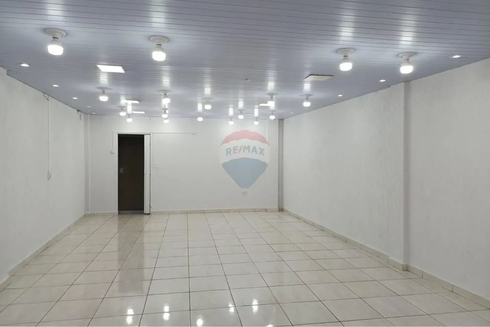 "Ponto Comercial no Centro de Jataí" - Foto 4