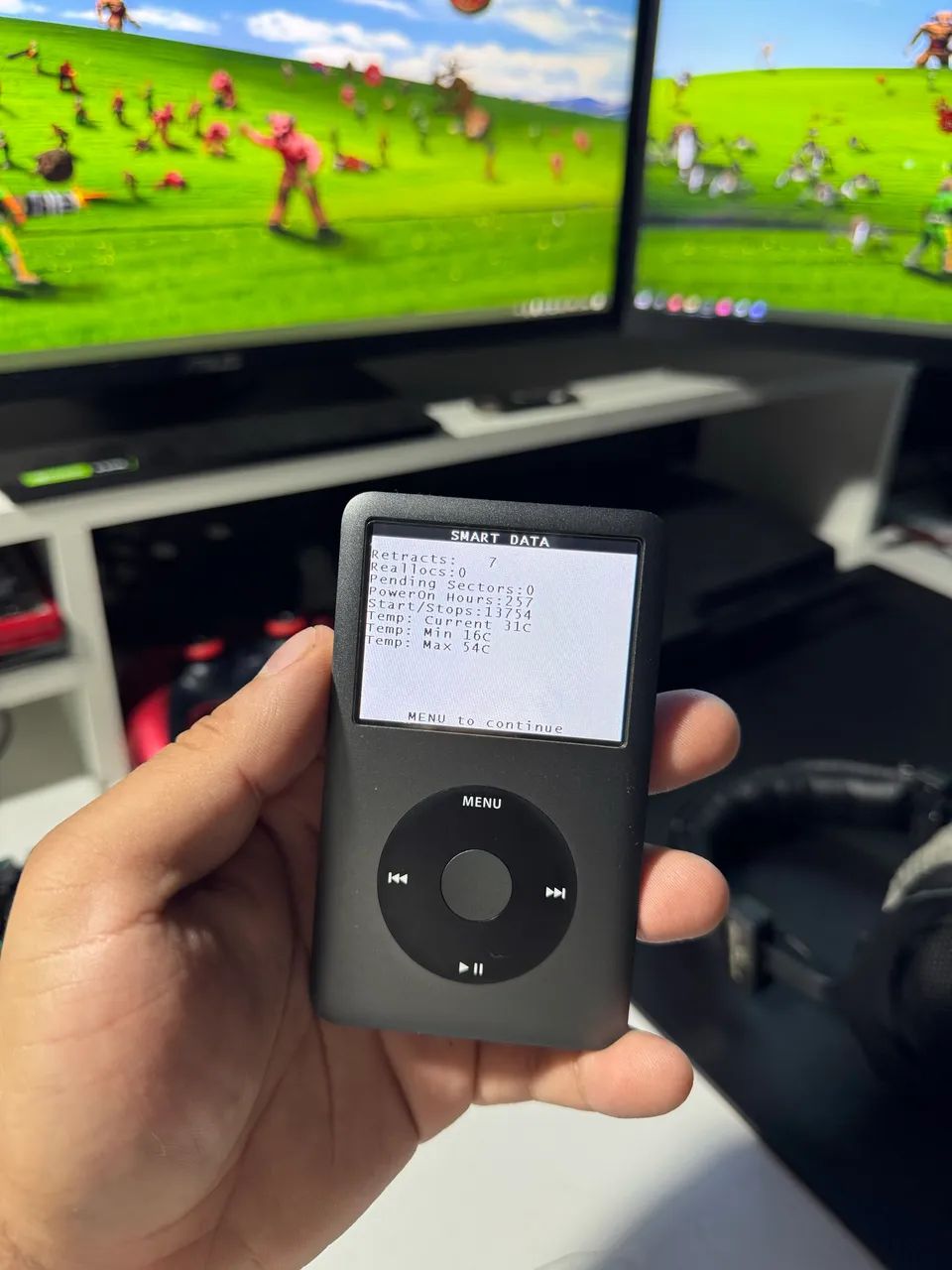 ipod Classic 7th 120GB (RockBox instalado) - Fones de Ouvido