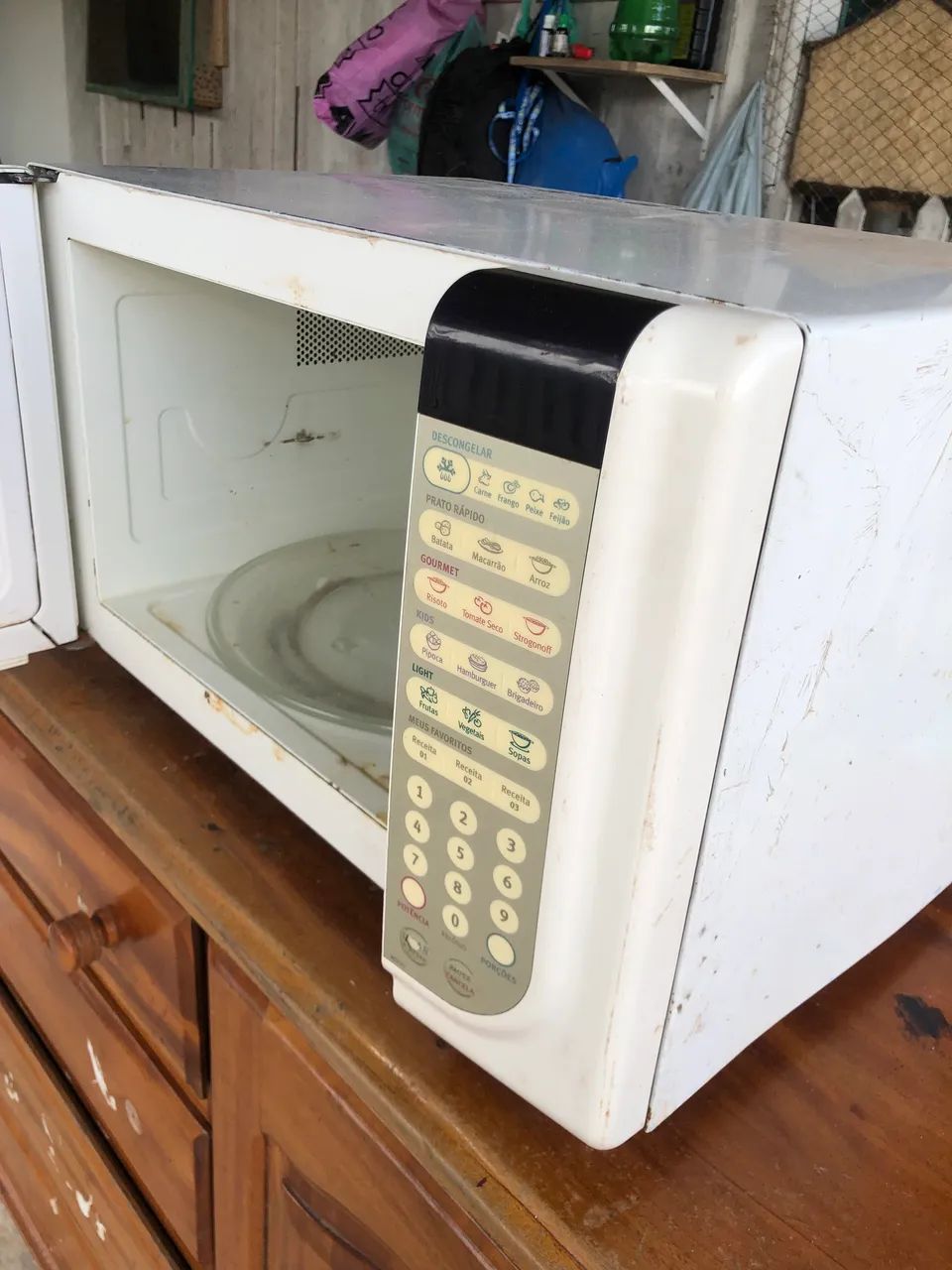 Vendo um micro-ondas Eletrolux.  - Foto 4