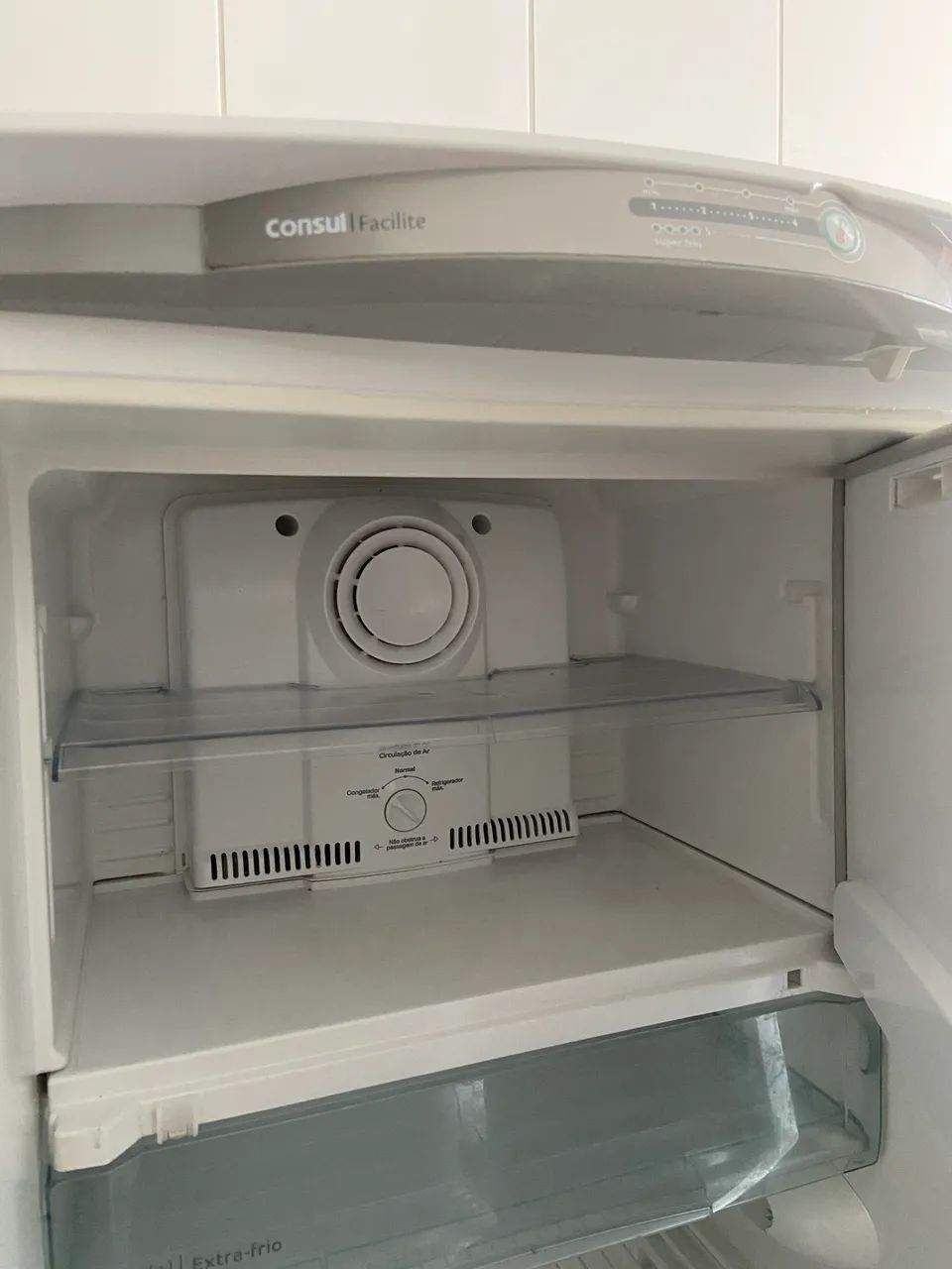 Geladeira frost free consul - com necessidade de conserto