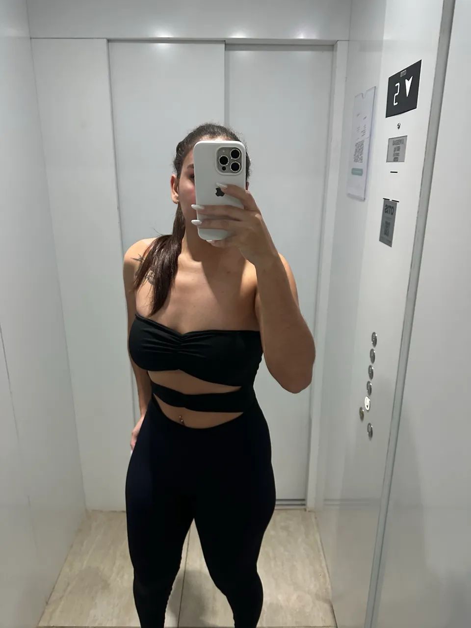 CROPPED PRETO