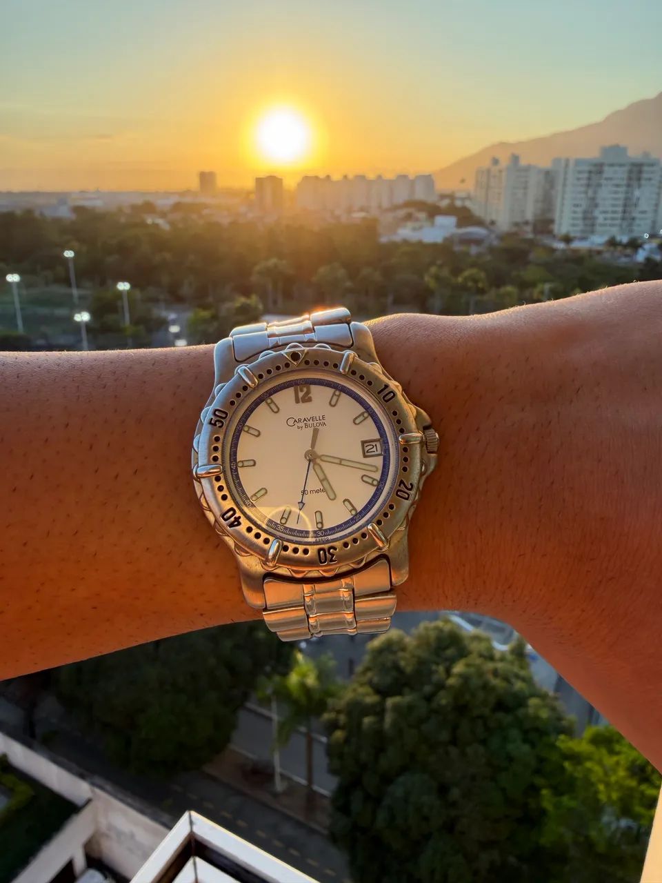Caravelle by Bulova Quartz Vintage 50M - 2 Pulseiras