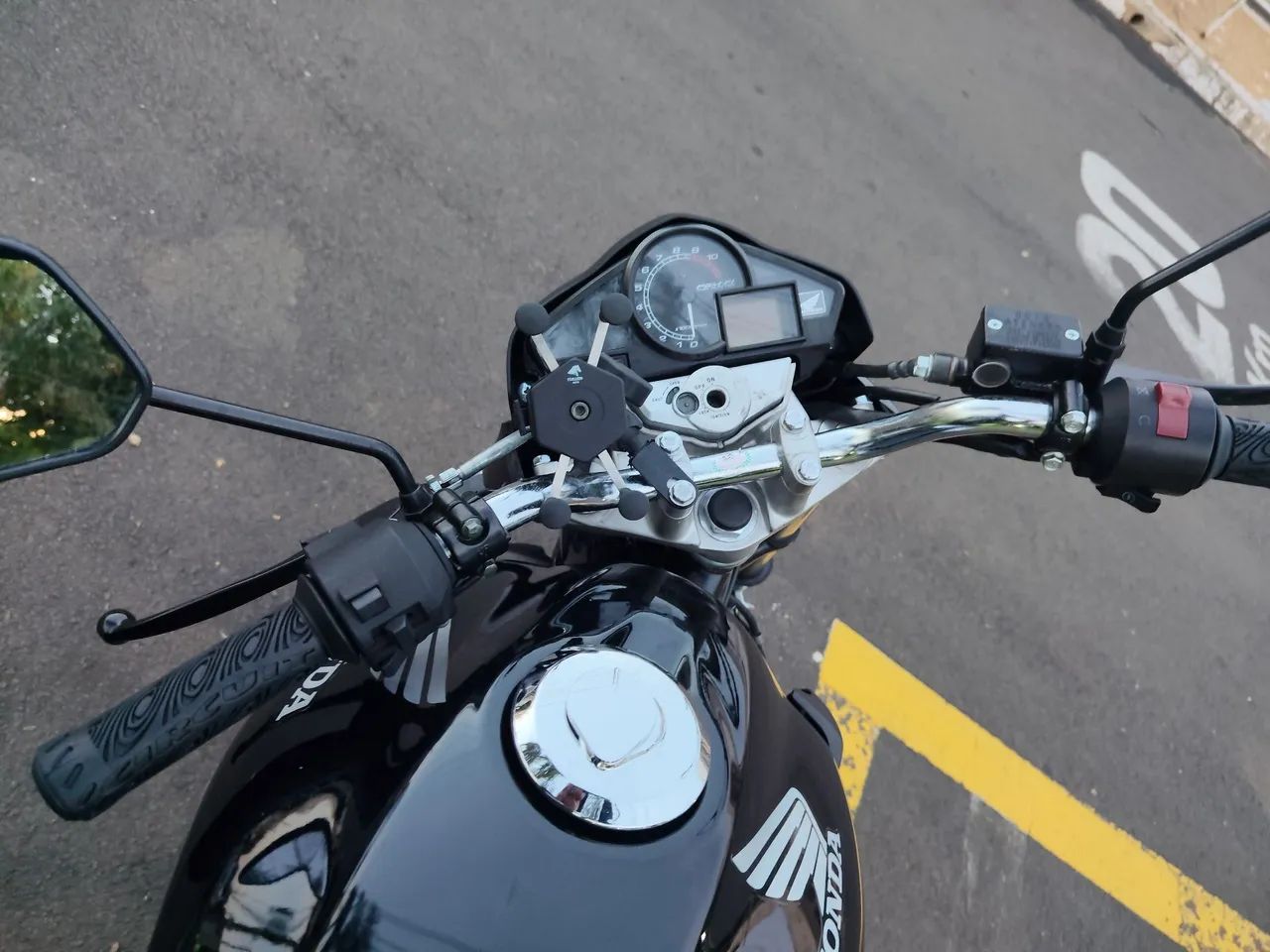 Moto CB300 VENDO 