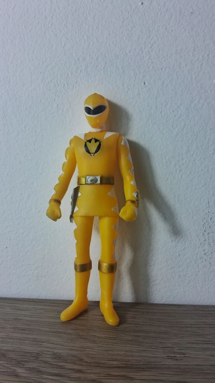 Sofubi - Ranger Amarela - Dino Trovão - 12,5cm - Foto 2
