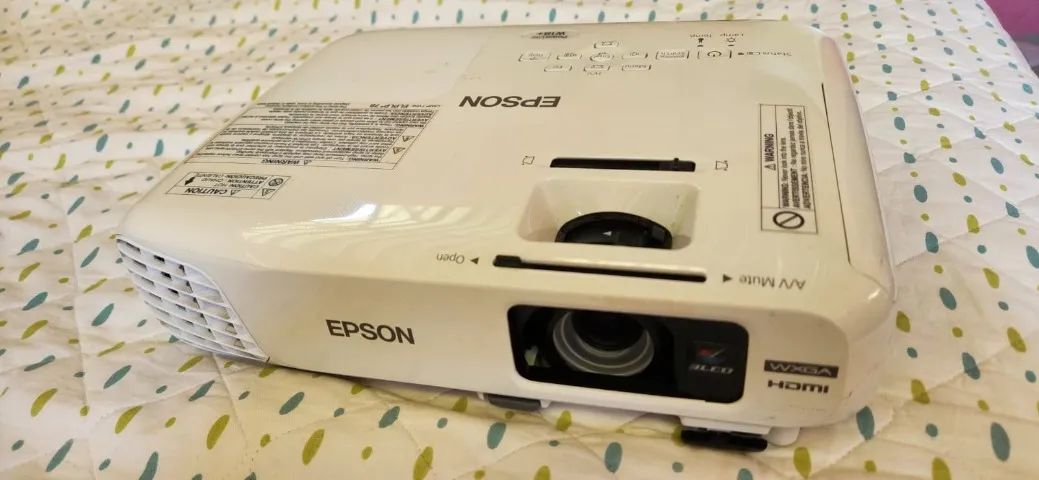 Projetor Epson Powerlite W18+ - Foto 4