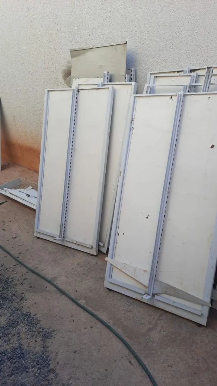 Vendo gôndolas/prateleiras 10 metros  - Foto 2