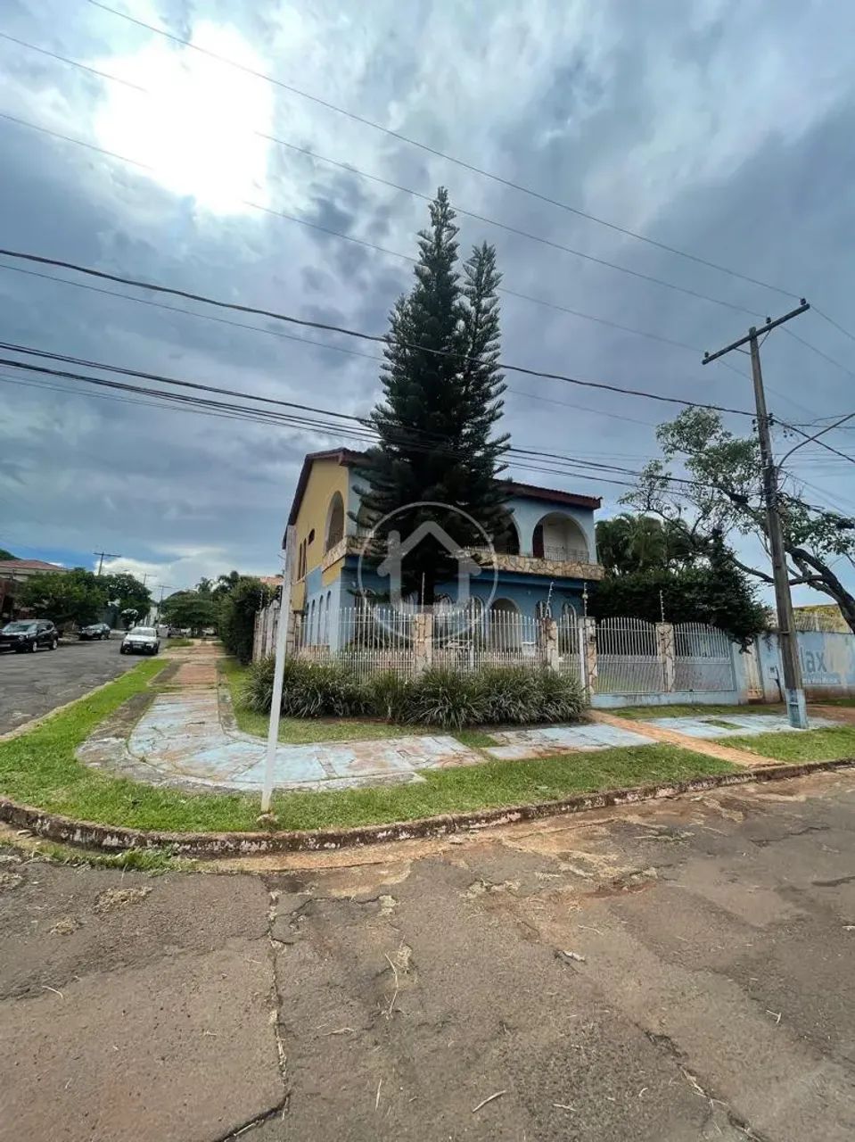 SOBRADO NA VILA PLANALTO