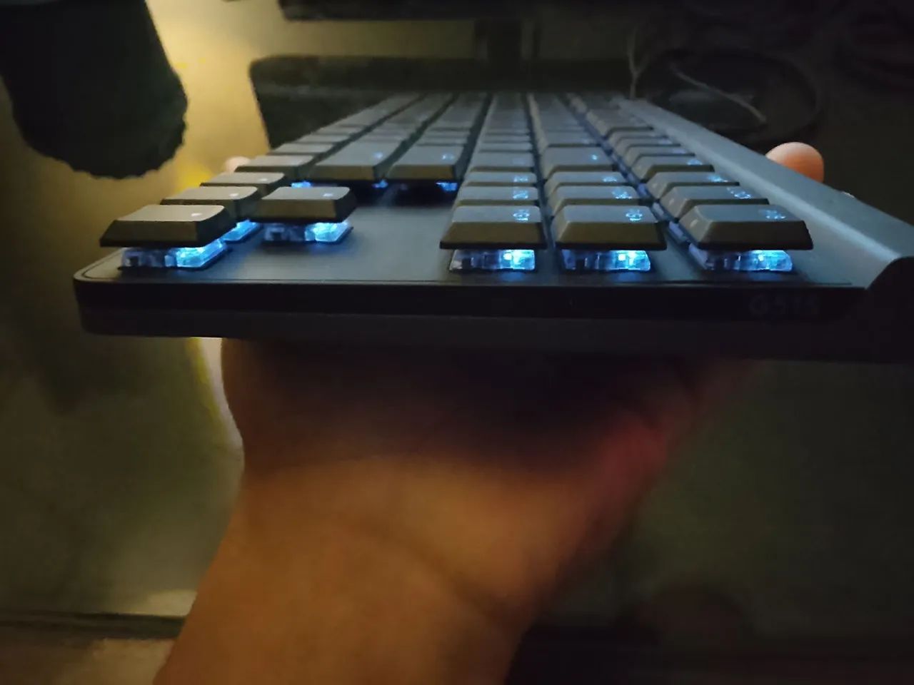 Teclado Logitech G515TKL - Foto 2
