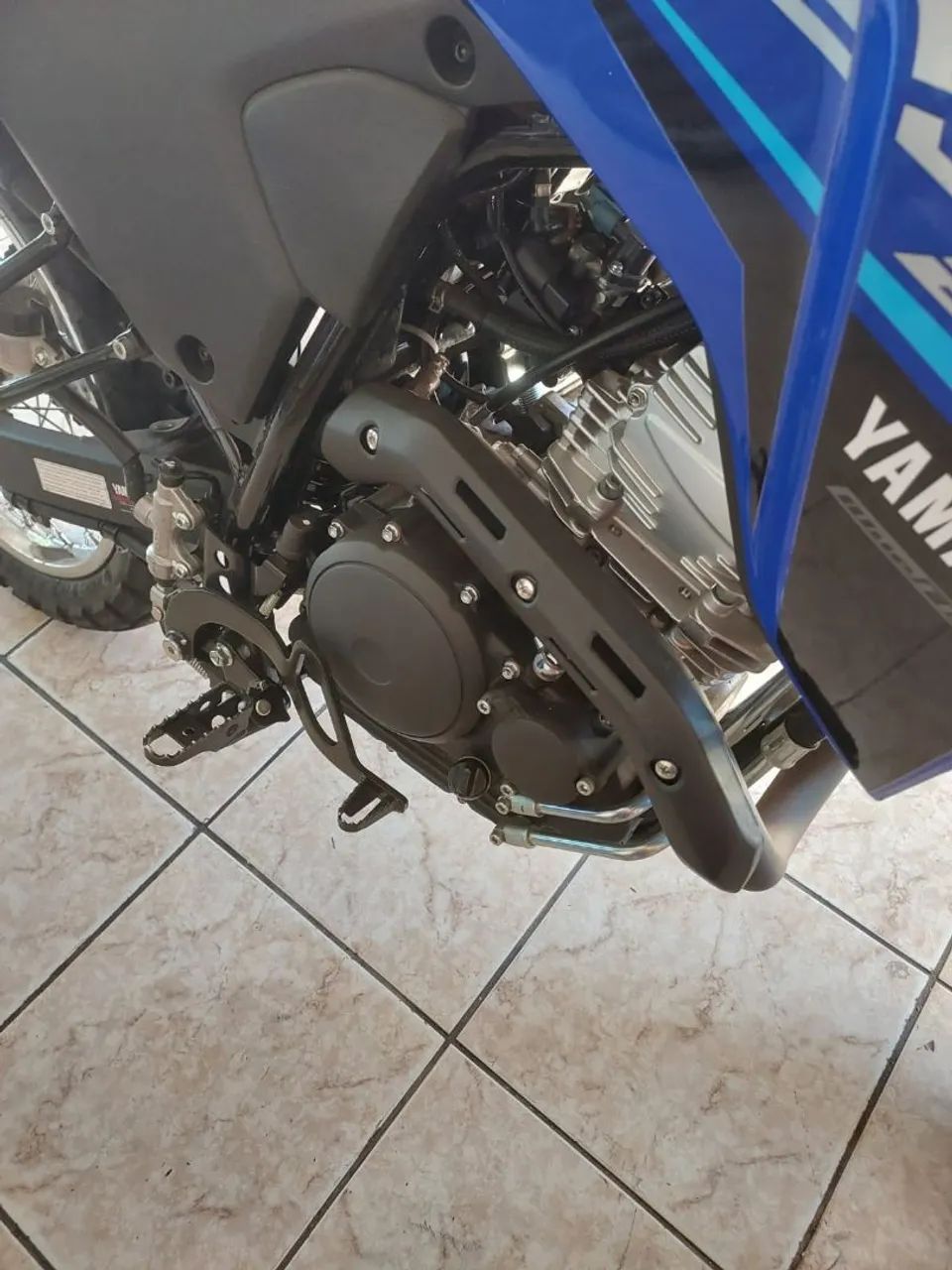 Xtz lander 250 blueflex  - Foto 4