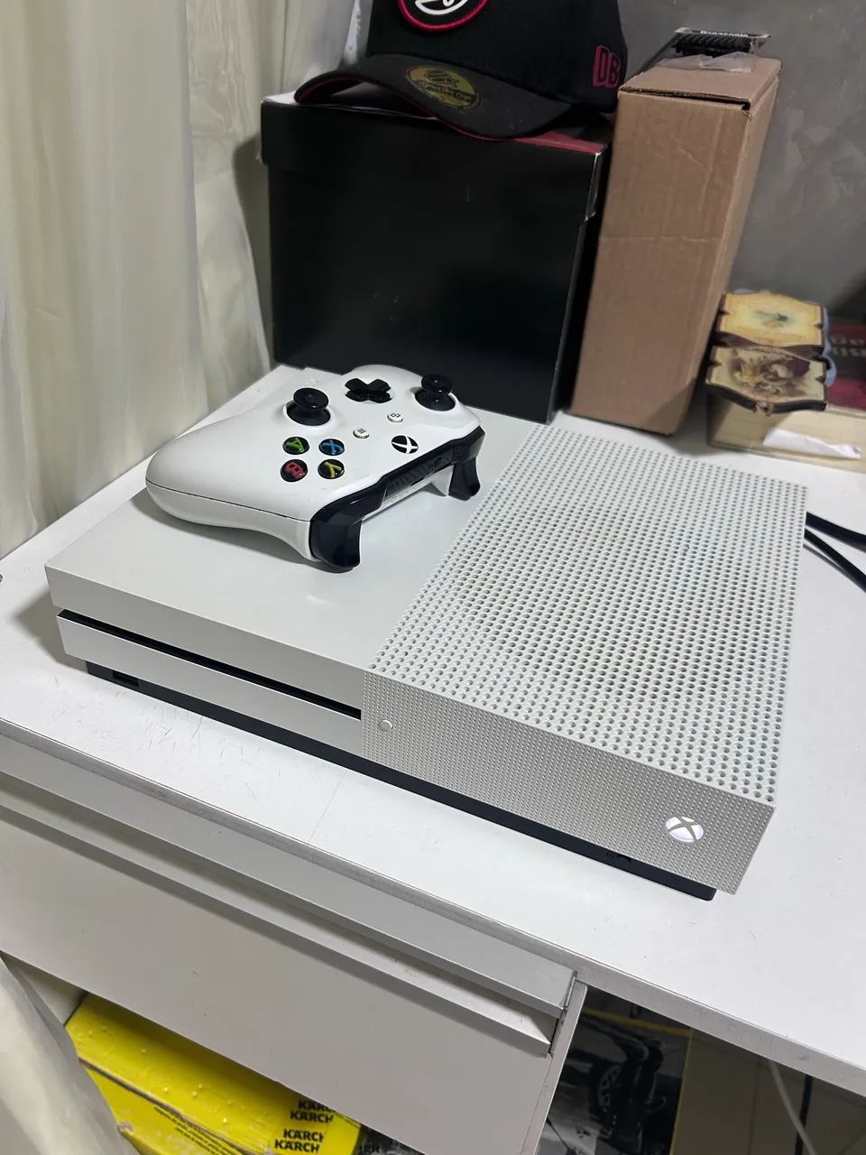 XBOX ONE S