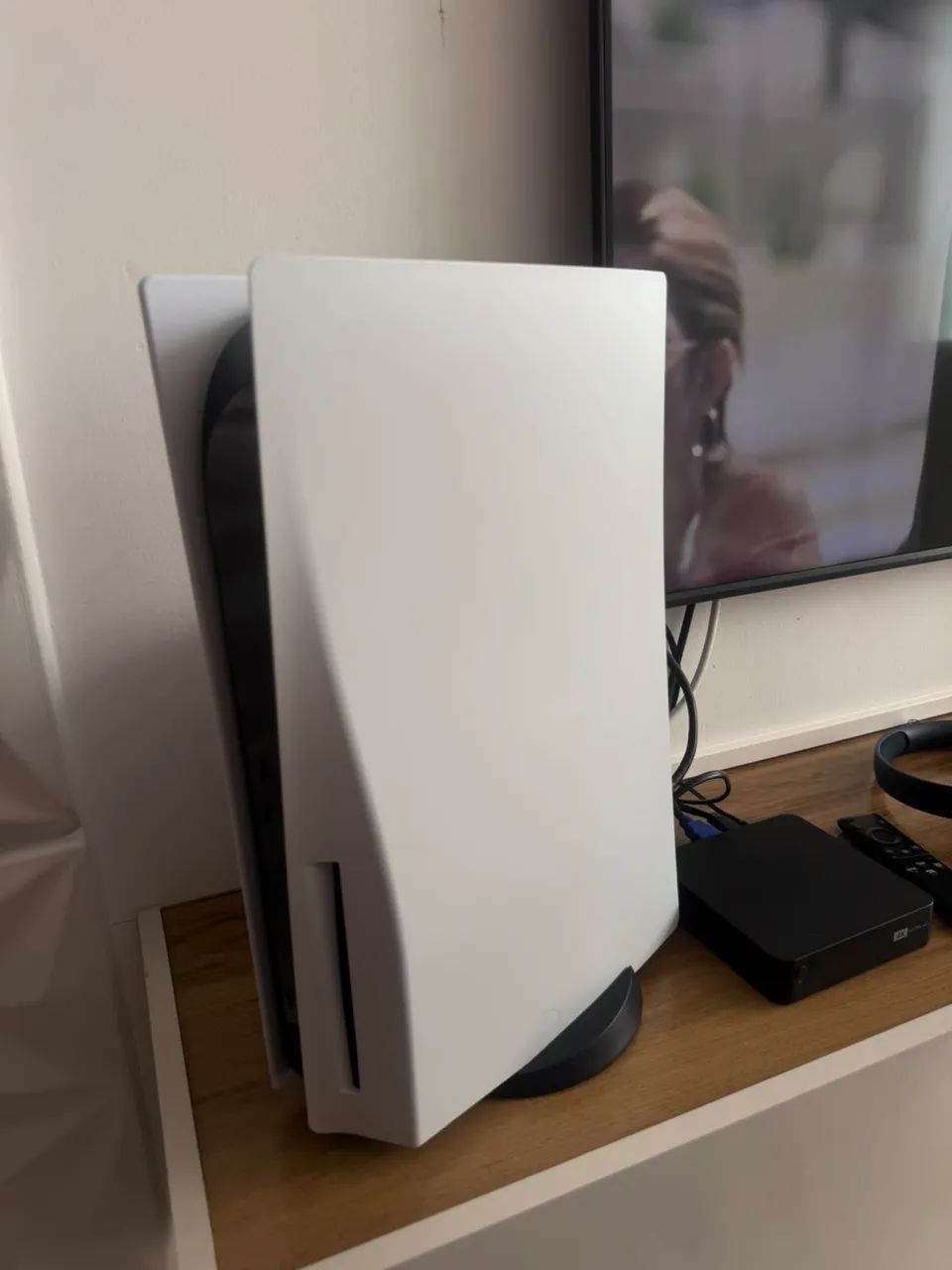 PS5 com mídia física e digital (1TB)