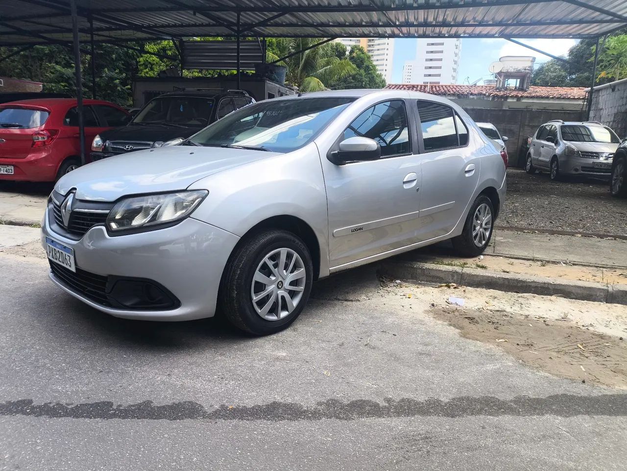 Renault Logan 2016