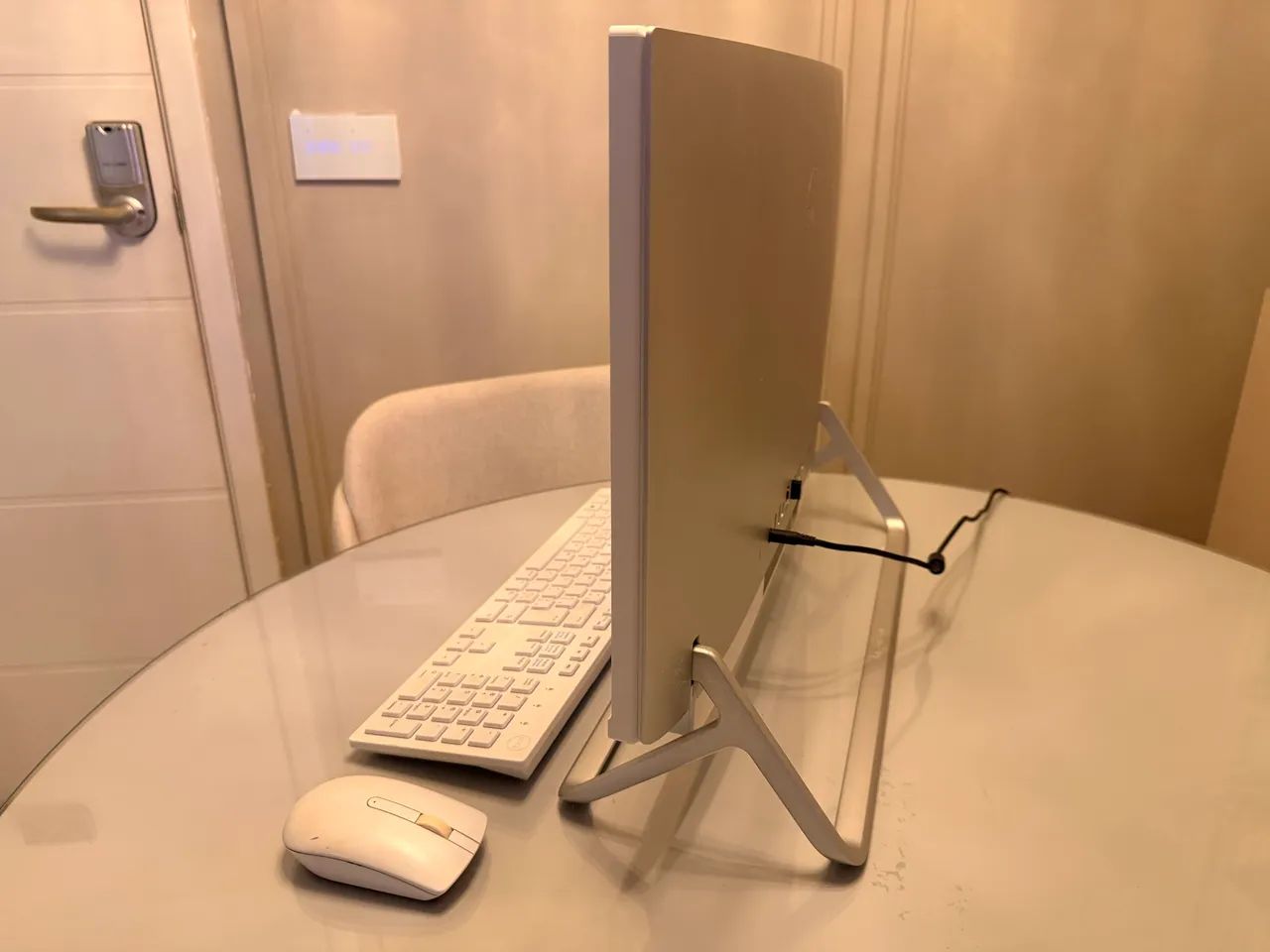COMPUTADOR ALL IN ONE DELL INSPIRON 5400 ? - Foto 2