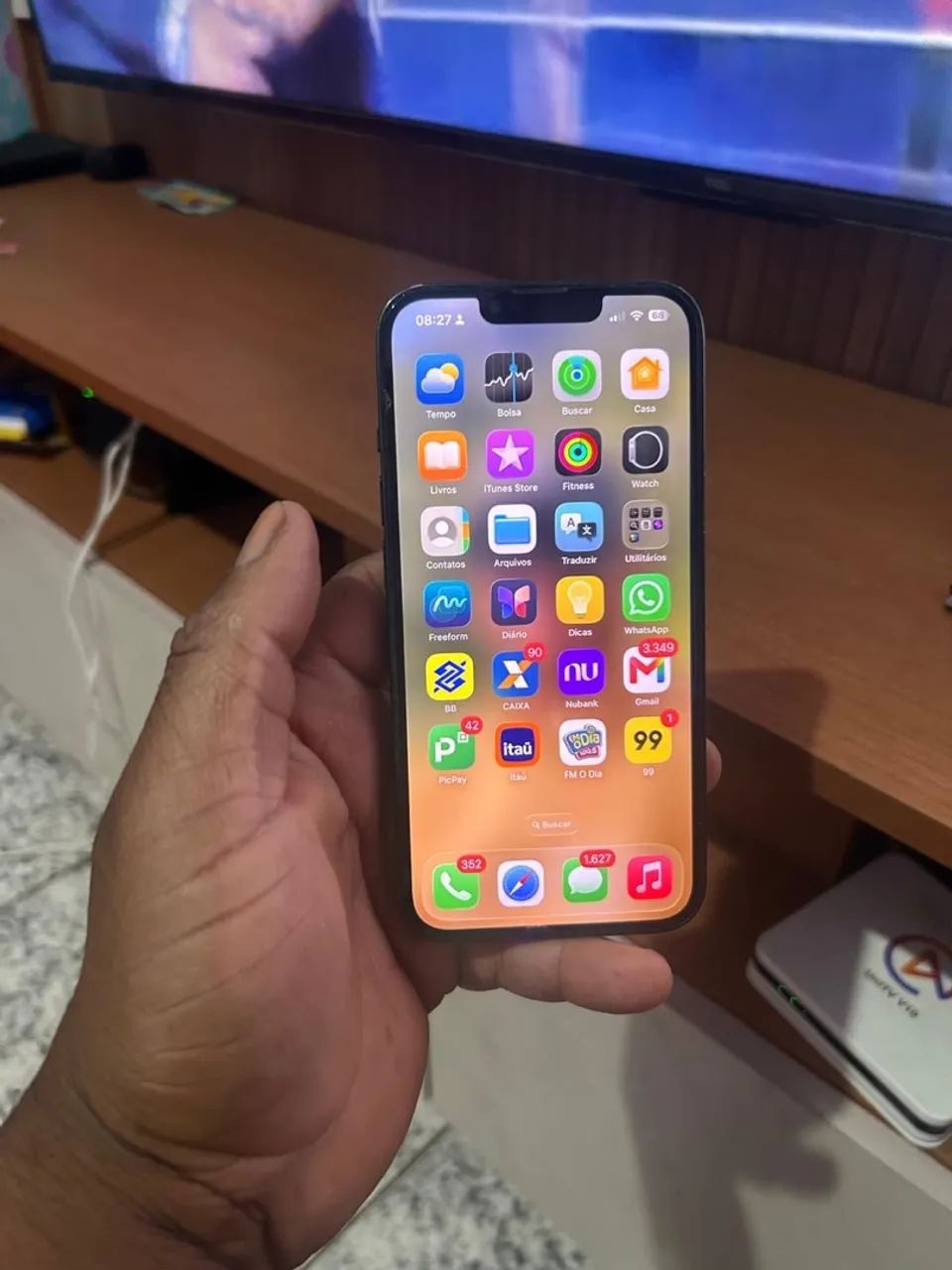 Vendo iPhone 13  todo original nada trocado funcionando tudo  - Foto 3