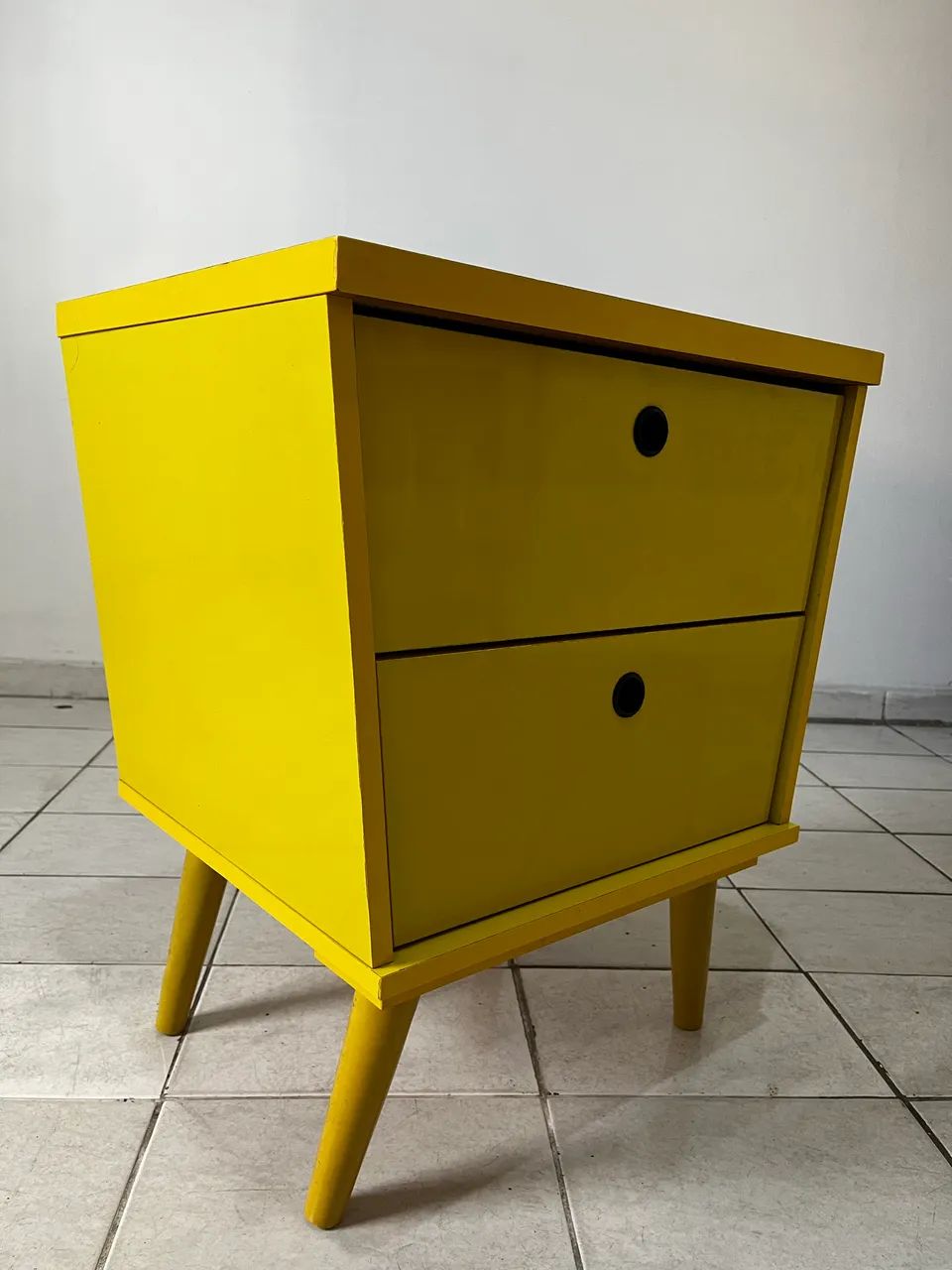 Mesa De Cabeceira Retro Vintage Amarelo
