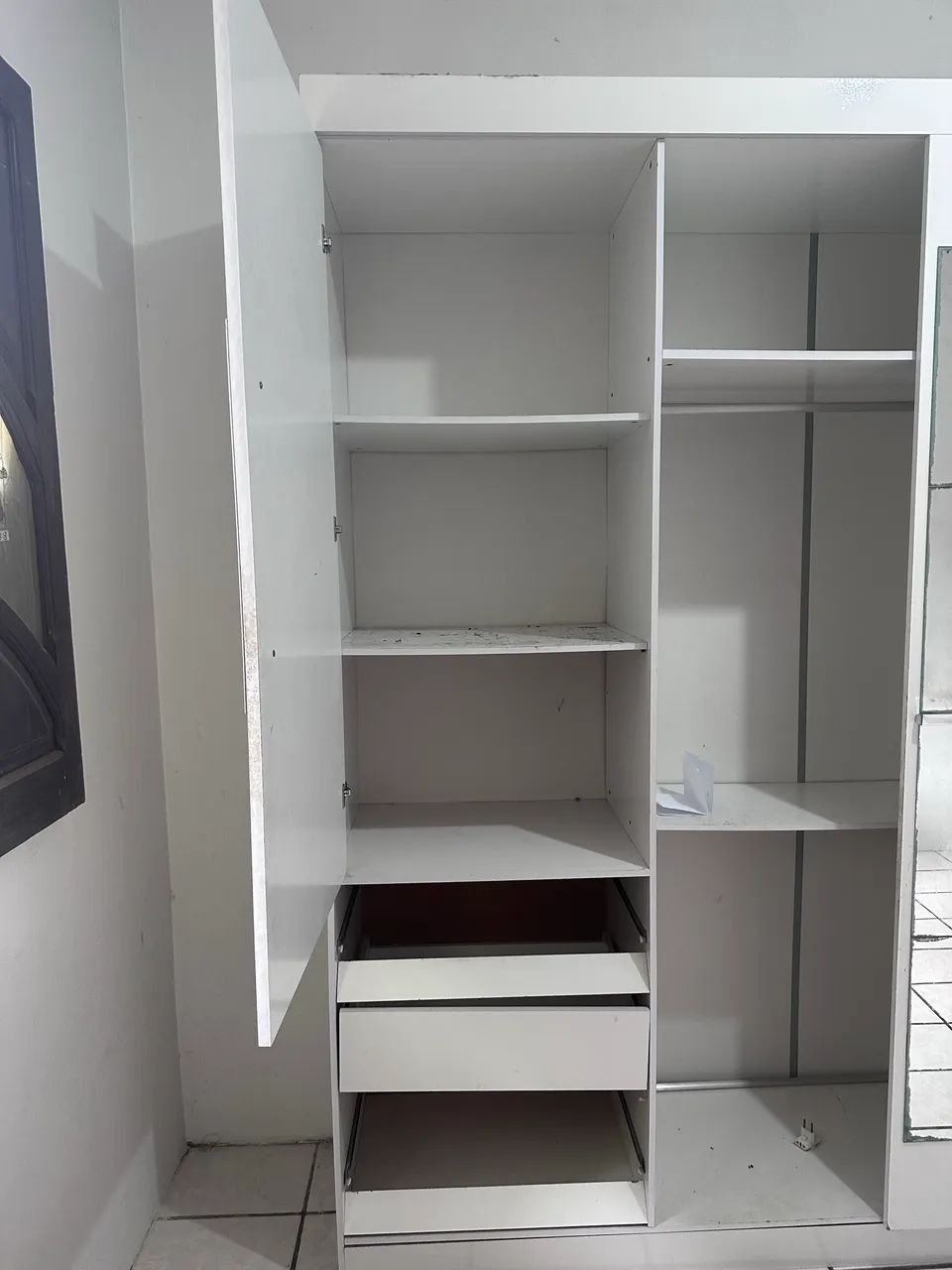 Guarda roupa semi-novo - Foto 3
