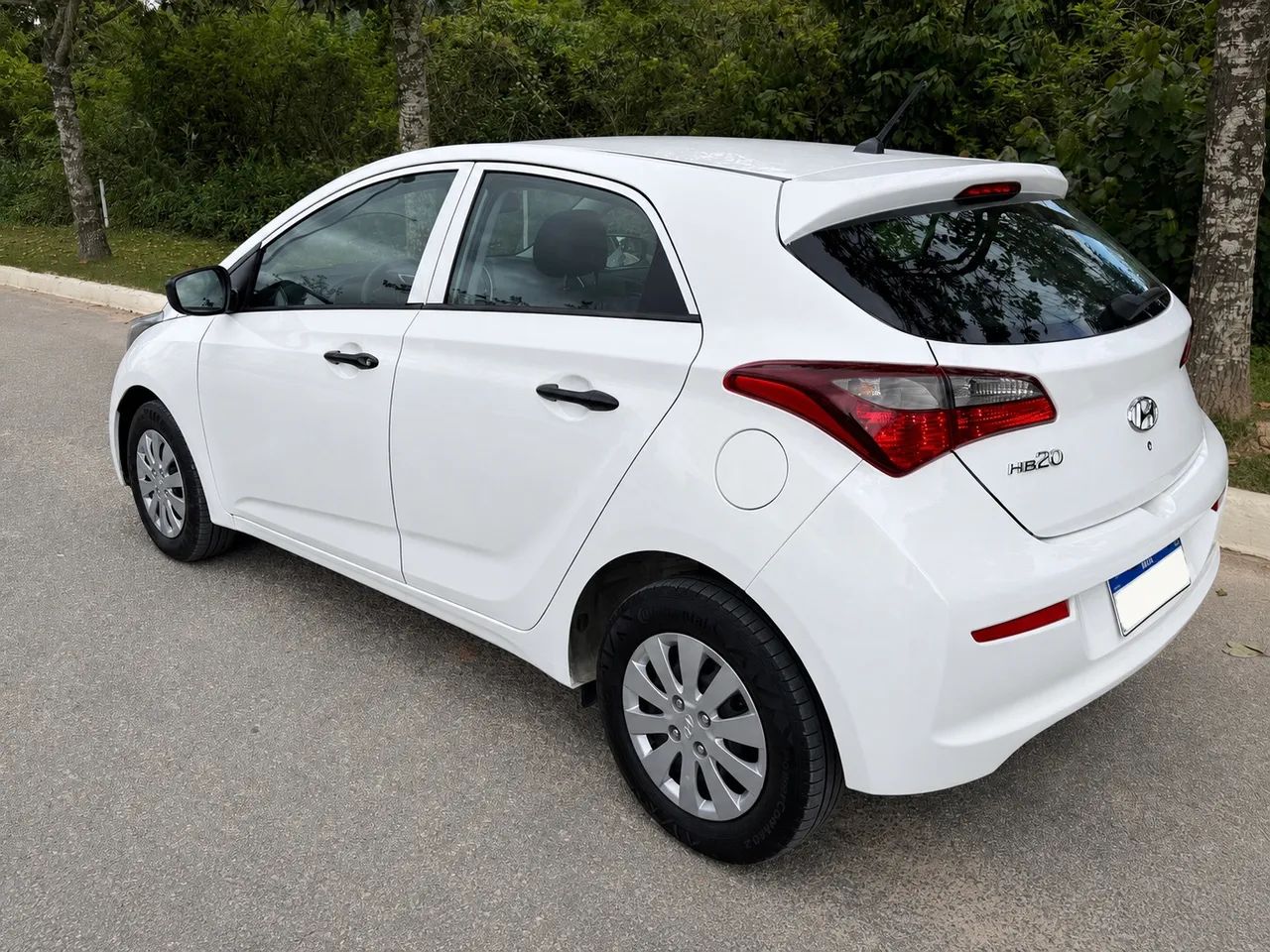 Hyundai HB20 Unique 1.0 Flex 12V Mec. 2019 - Foto 4