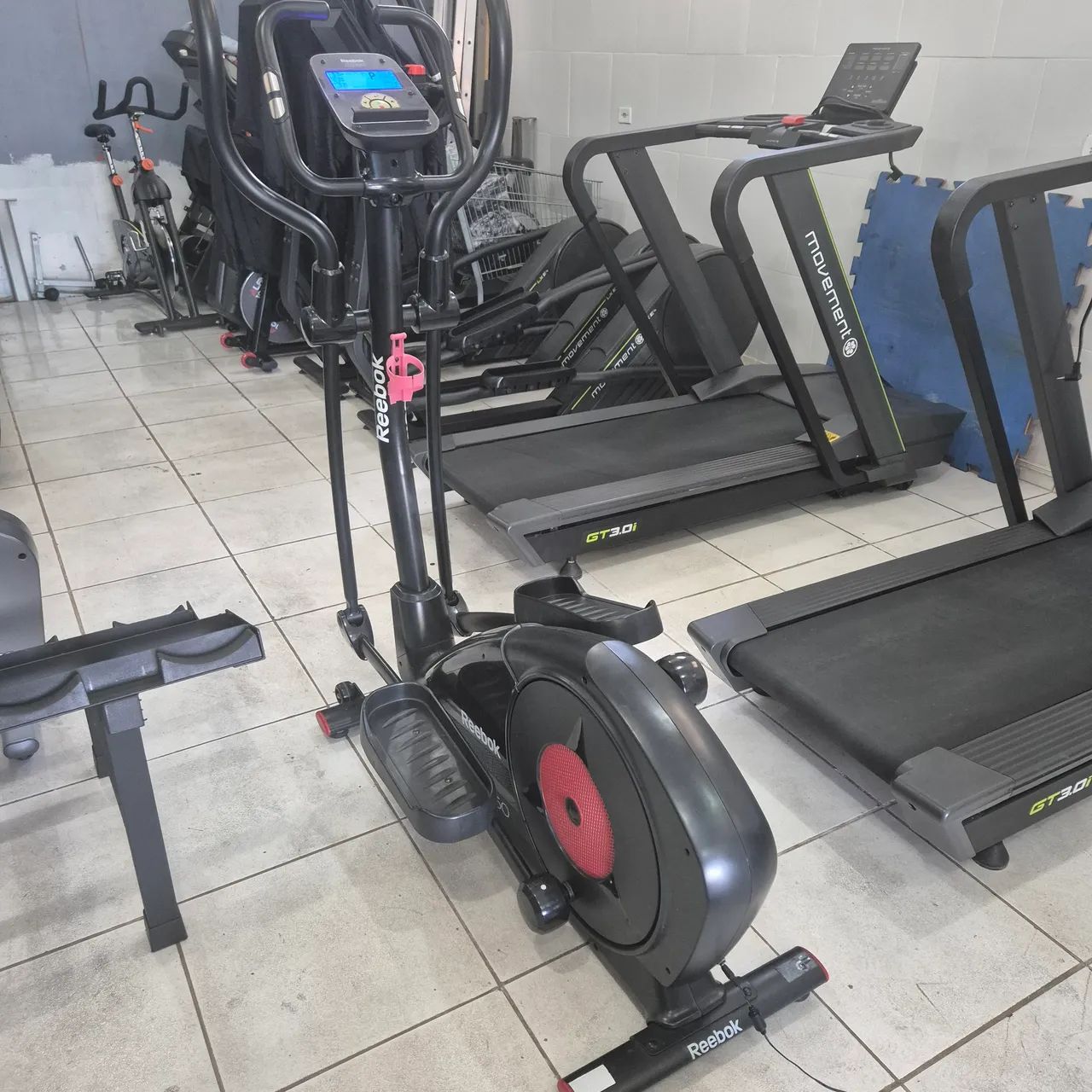 Elíptico Reebok semi novo