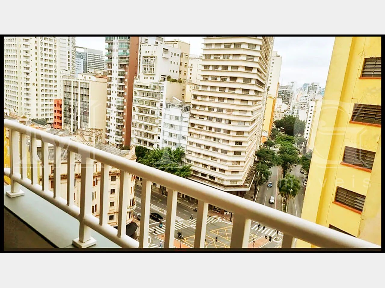 APTO C/ LAMINADO E ARMS.