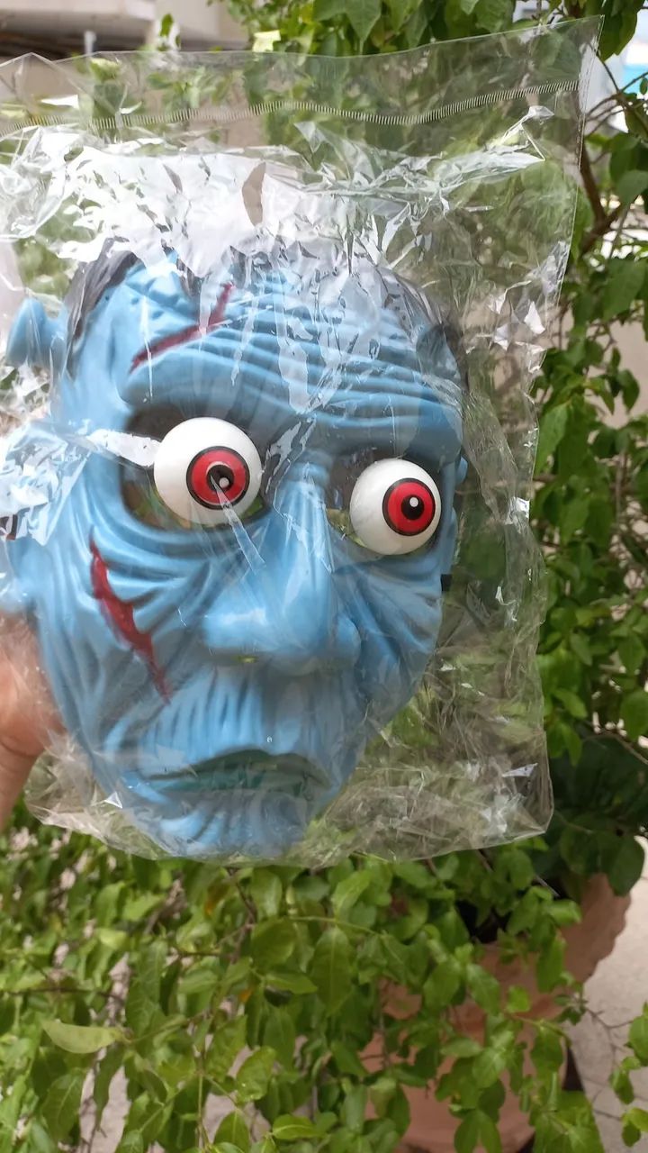 Máscara Fantasia Frankenstein