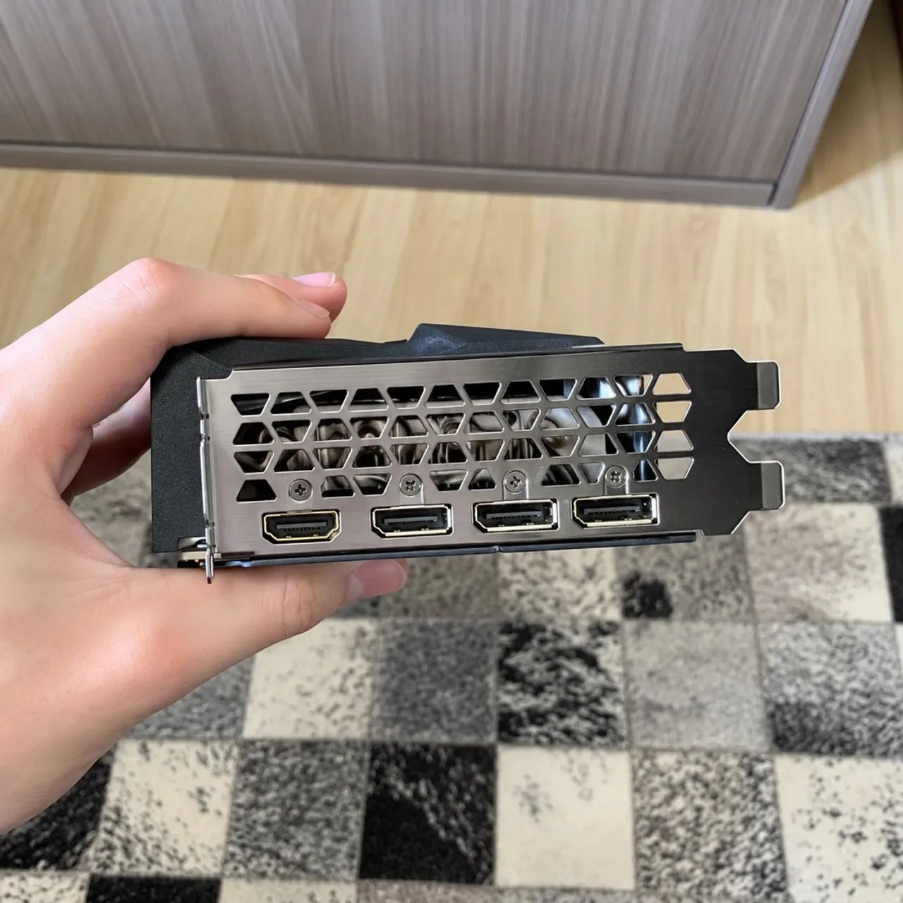 RX 7600 GIGABYTE 8GB - Foto 4