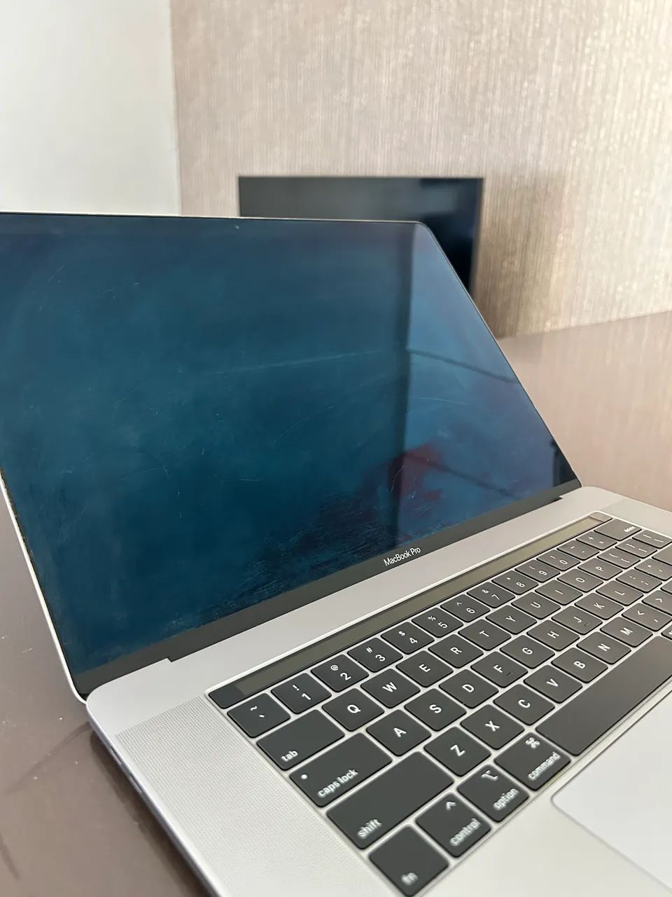 Macbook Pro A1990 2018/2019 (Retirada de peças) - Foto 4