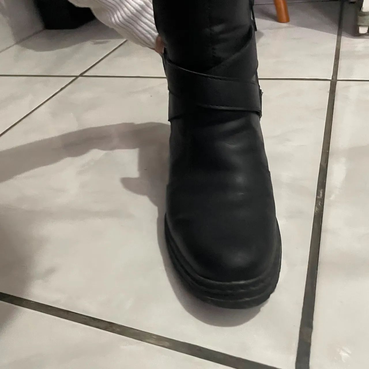 Bota dakota de cano baixo, tamanho 39. - Foto 3