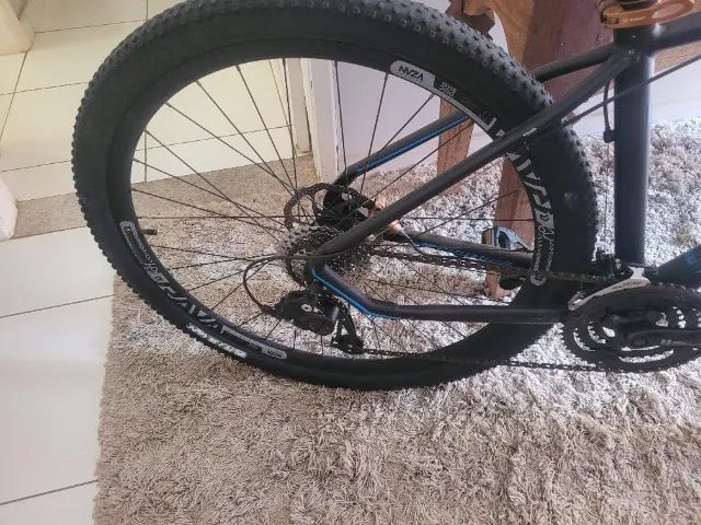 Vendo uma Bicicleta semi nova impecavel - Foto 5