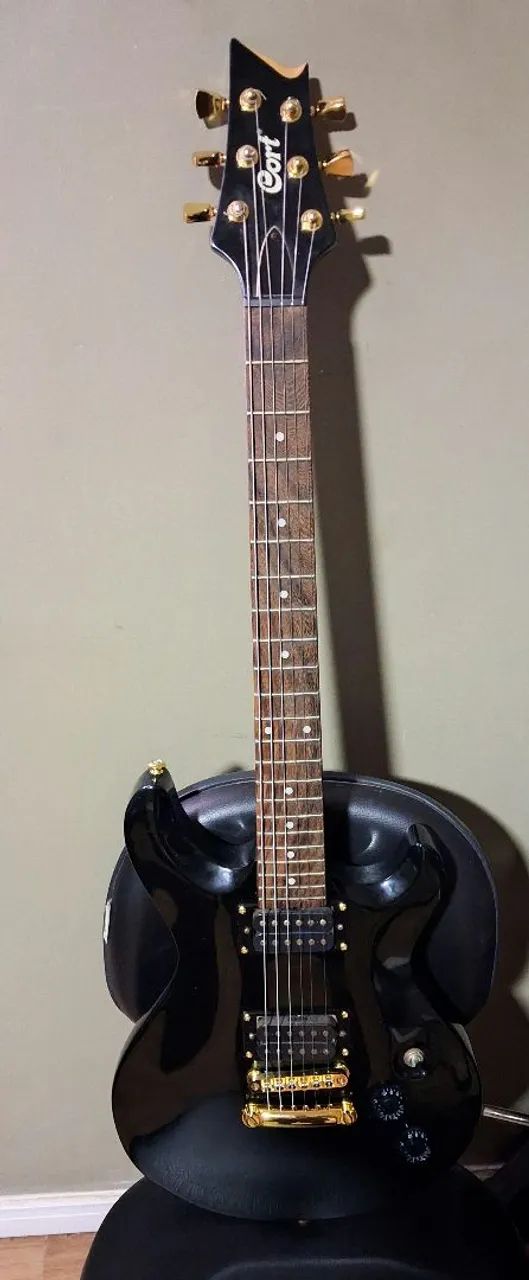 Guitarra Cort M200 CUSTOM
