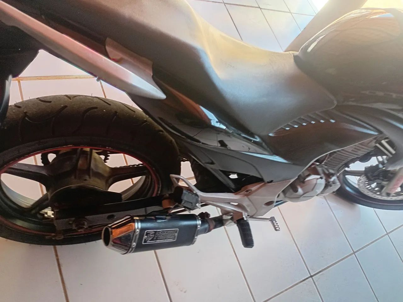 Cb 300 - Foto 2
