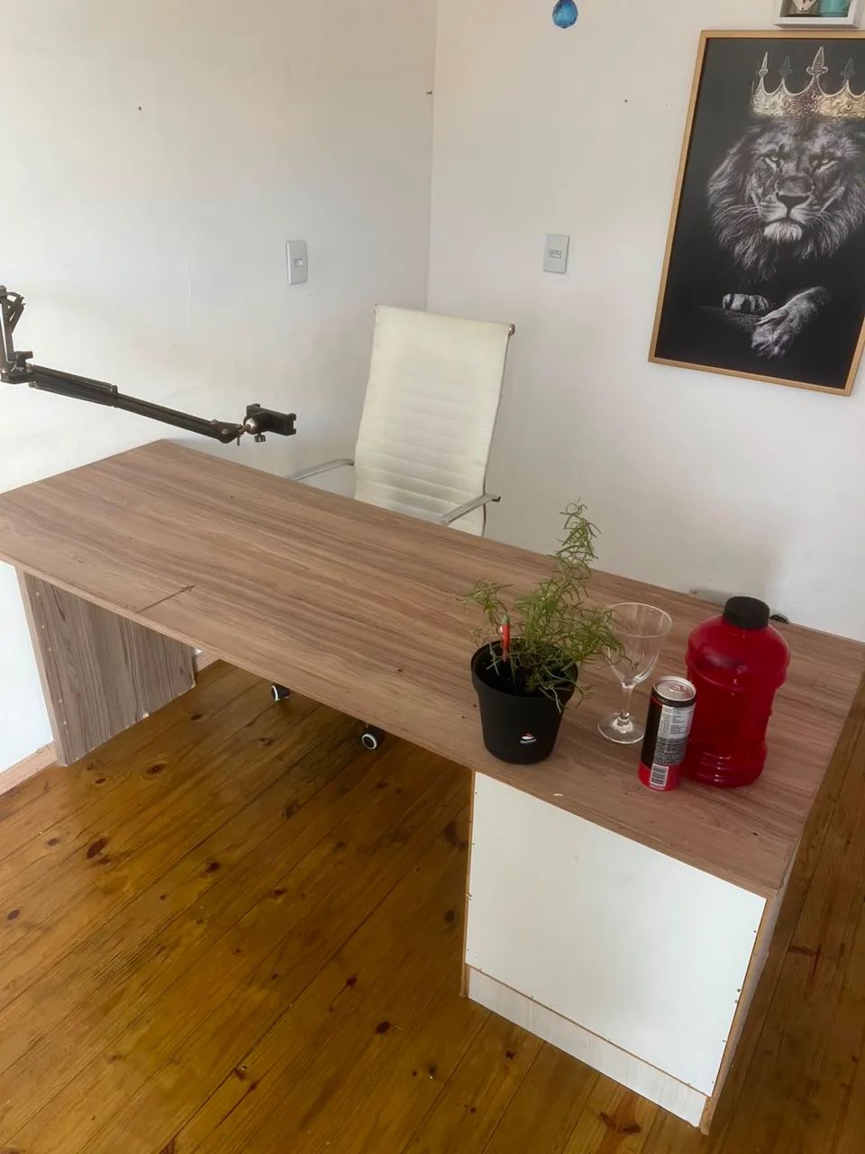 Mesa de escritório com gavetas  - Foto 2