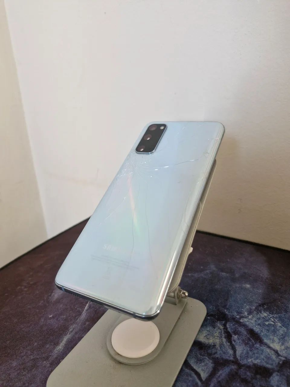 Galaxy s20 512gb ( vidro quebrado ) - Foto 3